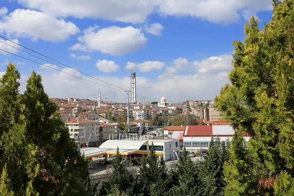 Ankara Türkiye - 10.04.2025 Keiren, Cumhuriyet Kulesi, Estergon kalesi ve teleferikli fotoğraf