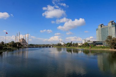 Seyhan Adana 'daki Sabanc Camii