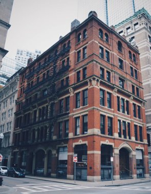 12 Şubat 2020 'de Boston, ABD' de eski bir tuğla bina.