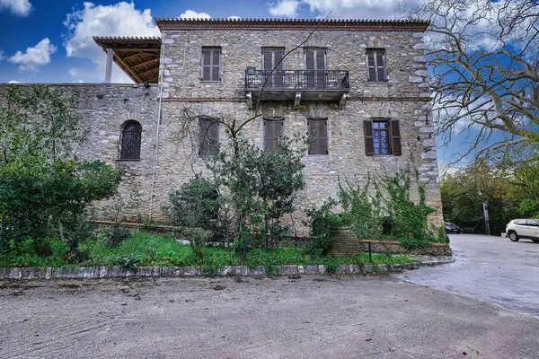 Yunanistan 'ın antik kentinin eski taş duvarı