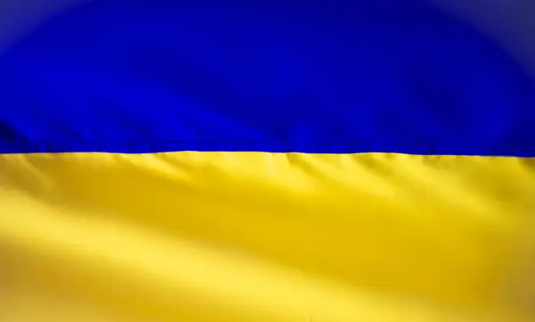 Ukrayna bayrağı özgürlüğün sembolü