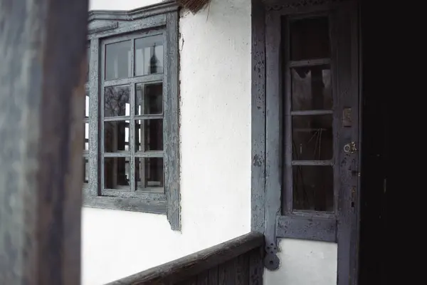 Ukrayna 'daki Eski Ev