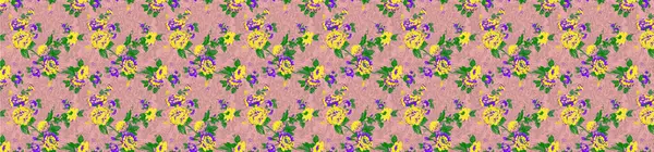 Soyut çiçekler, yapraklar ve meyvelerle renksiz çiçek desenleri. Kırsal vintage biçimi, kaynak biçimi veya duvar kağıtları ile suluboya iz beyaz arkaplanda izole