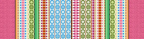 Soyut çiçekler, yapraklar ve meyvelerle renksiz çiçek desenleri. Kırsal vintage biçimi, kaynak biçimi veya duvar kağıtları ile suluboya iz beyaz arkaplanda izole