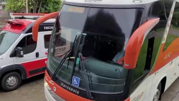 Sao Paulo Sao Paulo Brazylia Marzec Autobus Dojeżdżający Terminalu Autobusowego — Wideo stockowe