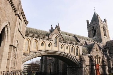 Christ Church Katedrali, Dublin, İrlanda, Avrupa - 7 Mart 2016: bir kilisenin dış cephesi. Kutsal Üçlemenin Katedrali ya da Dublin Birleşik Piskoposluğu Katedrali.