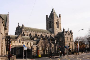 Christ Church Katedrali, Dublin, İrlanda, Avrupa - 7 Mart 2016: bir kilisenin dış cephesi. Kutsal Üçlemenin Katedrali ya da Dublin Birleşik Piskoposluğu Katedrali.