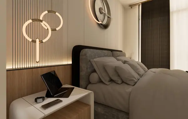 İç Yatak Odası Duvar Modeli - 3D Görüntü, 3D Görüntü. Aydınlık, şirin ve rahat yatak odasının içi dağınık, gri ve siyah yastıklı, ayrıca boş beyaz duvar arkaplanı. 3 Boyutlu Hazırlama