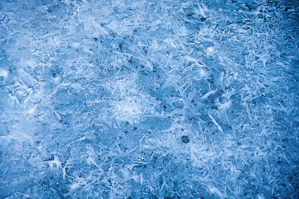 아름다운 얼어붙은 호수의 무늬는 겨울철에 — 스톡 사진