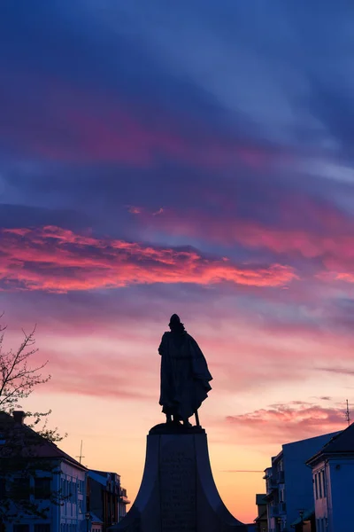 Leif Erikson Neves Emlékszobrának Sziluettje Egy Híres Izlandi Felfedező Főbejárat — Stock Fotó