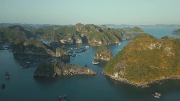 Poznaj Naturalne Kulturowe Piękno Wietnamu Poprzez Wspaniałe Widoki Powietrza Krajobrazów — Wideo stockowe
