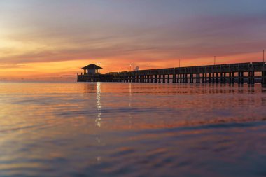 Gündoğumu San Diego Körfezi, Kaliforniya, Amerika Birleşik Devletleri 'nde.
