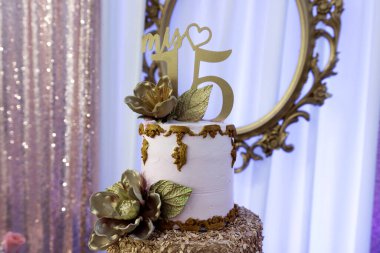 15 yıllık tatlı masası ve 16. yaş günü partisi