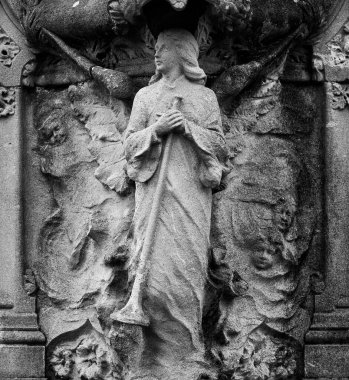 Bu tarihi binanın ön cephesinde siyah beyaz çekilen bu fotoğraf bazı karakterleri, hayvanları ya da çiçekleri temsil ediyor. Lloret de Mar, Girona, Katalunya, İspanya, Avrupa 'da geçiyor