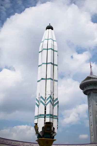 stock image Tower of Umbrella closed with cloudy blue sky background. Masjid agung Jawa Tengah Indonesia