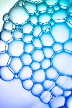 Soyut arka plan biyoloji, makro fotoğraf köpüğü ve eğimli su. Molekül çoklu renk sırtı