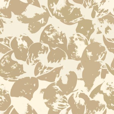 Yaprakları olan bej ve beyaz bir duvar kağıdı.