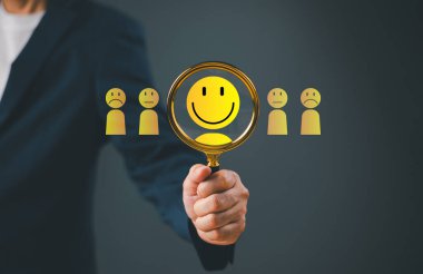 İş adamı ya da insan kaynakları ikon grubu seçin. HRM, İnsan Kaynakları yönetim konsepti. Müşteri işi acemi. CRM, Müşteri İlişkileri Yönetimi. Cam odaklı hedef kitle pazarlamasını büyüt