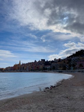 Renkli evler. Eski kasaba. Menton. Fransa. Cote d azur.