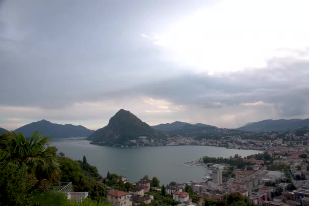 Vista Panorâmica Montanha San Salvatore Lugano Com Nuvens Passando Por — Vídeo de Stock