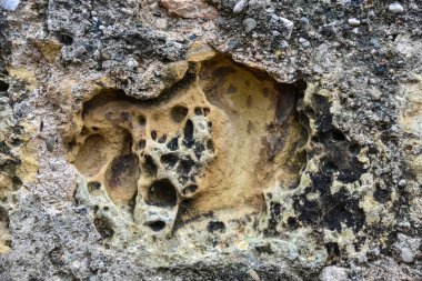 Tarragona 'daki eski bir taş duvarın detayları.