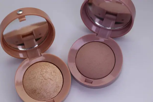 makyaj ve pudra