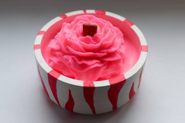  mum, şakayık mumu, pembe şakayık, el yapımı mum, soya mumu, el yapımı, hediye, pembe, kırmızı, beyaz