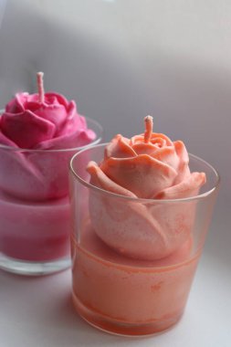  Mumlar, gül mumları, turuncu gül, pembe gül, el yapımı mum, soya mumu, el yapımı, hediye, pembe, turuncu, dekor, ev dekorasyonu, gül, hediye, bayram,