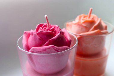  Mumlar, gül mumları, turuncu gül, pembe gül, el yapımı mum, soya mumu, el yapımı, hediye, pembe, turuncu, dekor, ev dekorasyonu, gül, hediye, bayram,