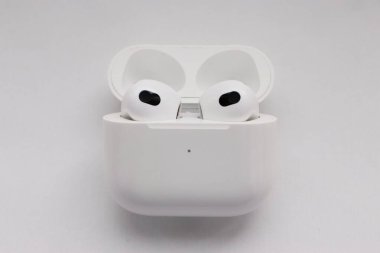 Kulaklık, kablosuz, beyaz, yakın çekim, beyaz kulaklık, kulaklık, kulaklık, kulaklık, kulaklık, kulaklık, şık kulaklık, iletişim, müzik, teknoloji