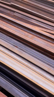 Yapı ve mühendislik çözümleri için birikmiş çelik profilleri endüstriyel dokular