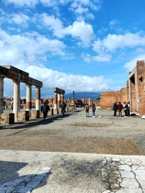 Pompei şehri, Napoli