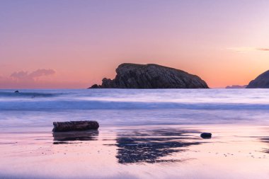 Deniz kenarında fantezi gün doğumu