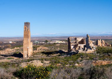 İspanya 'nın Belchite köyünün kalıntıları. Kasaba iç savaşta yok edildi..