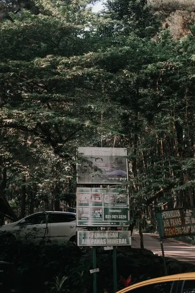 Sentul Bogor Şelaleleri ve Orman Yolları 'nı keşfedin. Gunung Pancar 'da Arkadaşlarla Yürüyüş Macerası. Çarpıcı Fotoğrafçılık - Muhteşem Endonezya