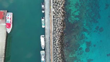 Liman Xiaoliuqiu, Tayvan 'da Hava Durgun Deniz Görüntüleme ve Balıkçılık Gemileri