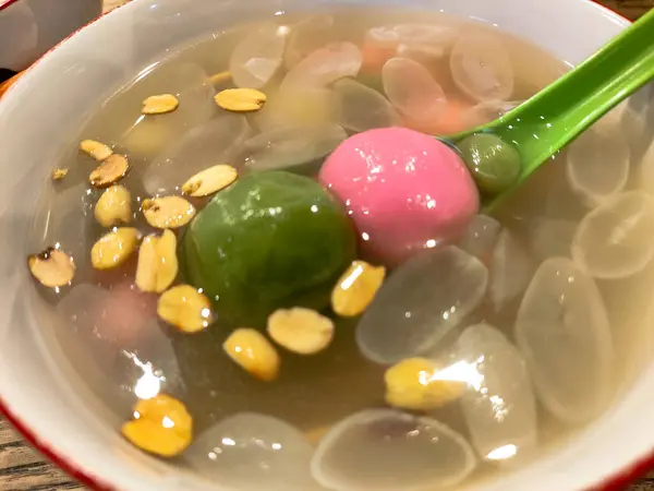 stock image Authentic Indonesian Wedang Ronde, Warm Ginger Dessert with Glutinous Rice Balls