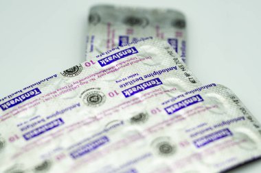 Amlodipine 10 mg ile, Tensivask hipertansiyonu yönetir ve kalp sağlığını destekler, kalp krizi gibi kardiyovasküler sorunları önler.