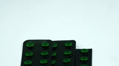 Tensivask amlodipine besilate tabletleri hipertansiyonun yönetilmesine ve kalp komplikasyonlarının önlenmesine yardımcı olur. Kalp bakımı için gerekli ilaçlar..