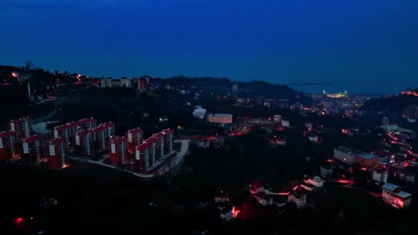 Merkez Rize Turquía Una Vista Pájaro Bulliciosa Ciudad Por Noche — Vídeos de Stock