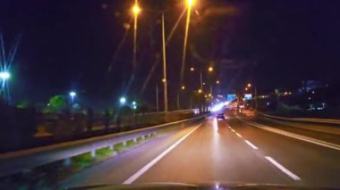 Barselona şehrinin gece manzarası