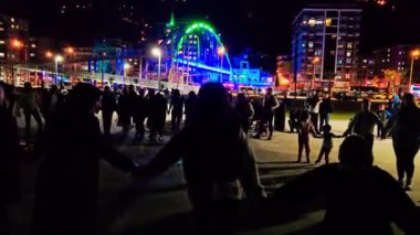 Barselona şehrinin gece manzarası