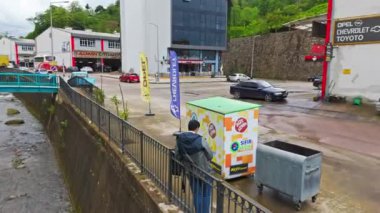 Şehirdeki araba parkı