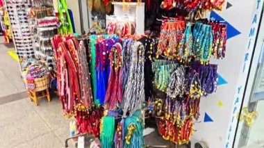 Barselona 'daki pazarın içi.