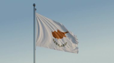 Cyprus Flag: 4K ProRes 422 HQ Gerçekçi Karargahında Mavi Gökyüzü ile Sinema Döngüsü Hareketi