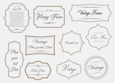 Çift vuruşlu basit çizgi çerçeveleri. Düzenlenebilir çizgi kalınlığıyla kolayca düzenlenebilir vektör kenarları. Metni süslemek için dikey boş şablon koleksiyonu. Selamlama ya da düğün çerçevesi.