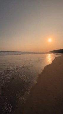 Kumlu sahilin güzel bir görüntüsü.