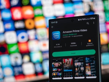 Galati, Romanya - 31 Ekim 2022: Amazon Prime Video uygulaması Android akıllı telefonlar için Google Play Store 'da kullanılabilir