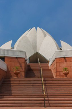 Yeni Delhi, Hindistan 'da bulunan bir Bahai Tapınağı' nın kuruluşuna adım atıyor.,