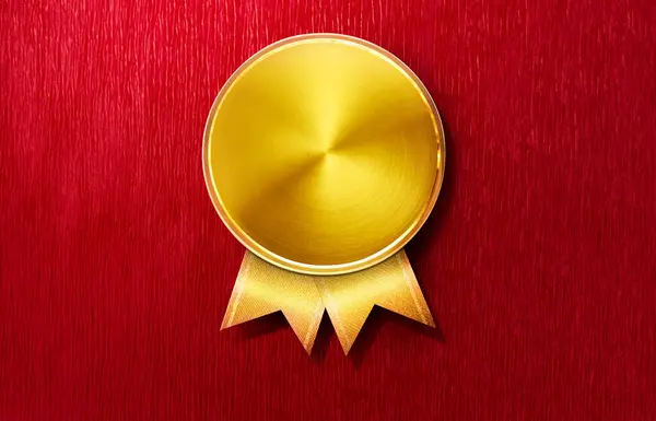Medaglia Oro Medaglia Vincente Sfondo Rosso — Foto Stock